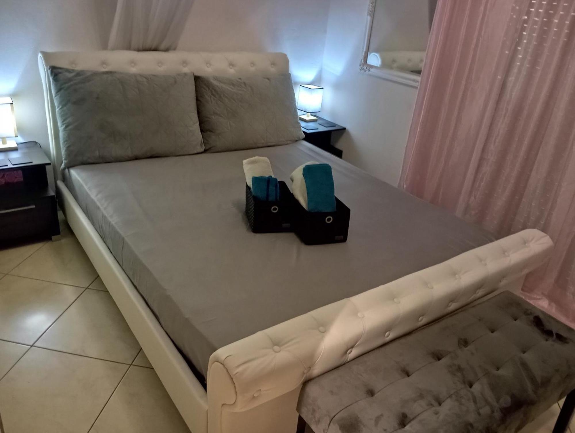 The Genius Apartment 3 Rooms, Α Floor 3 Υπνοδωμάτια, A Όροφος 아테네 외부 사진